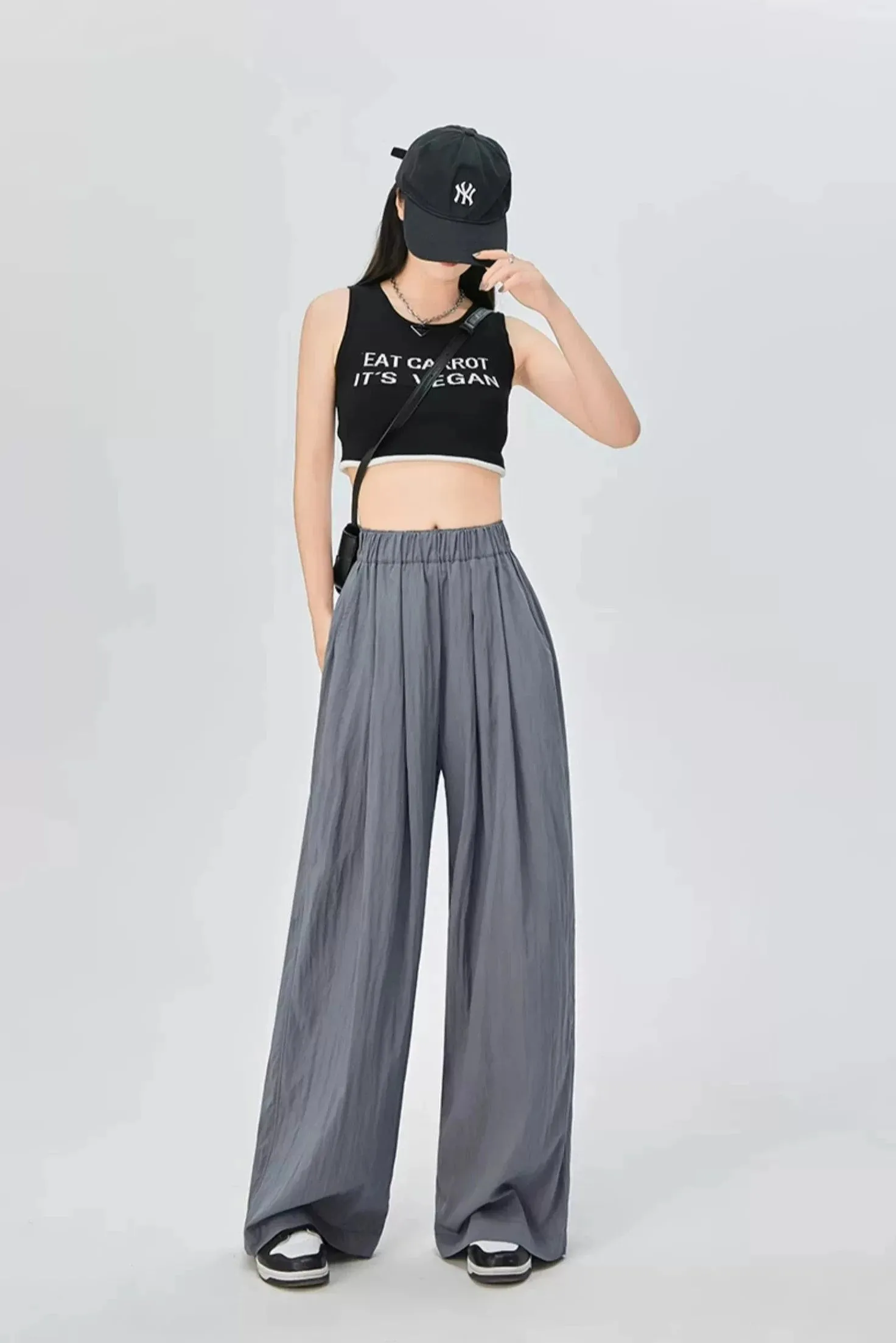 Elastic Waist Pleated Trousers with Pockets