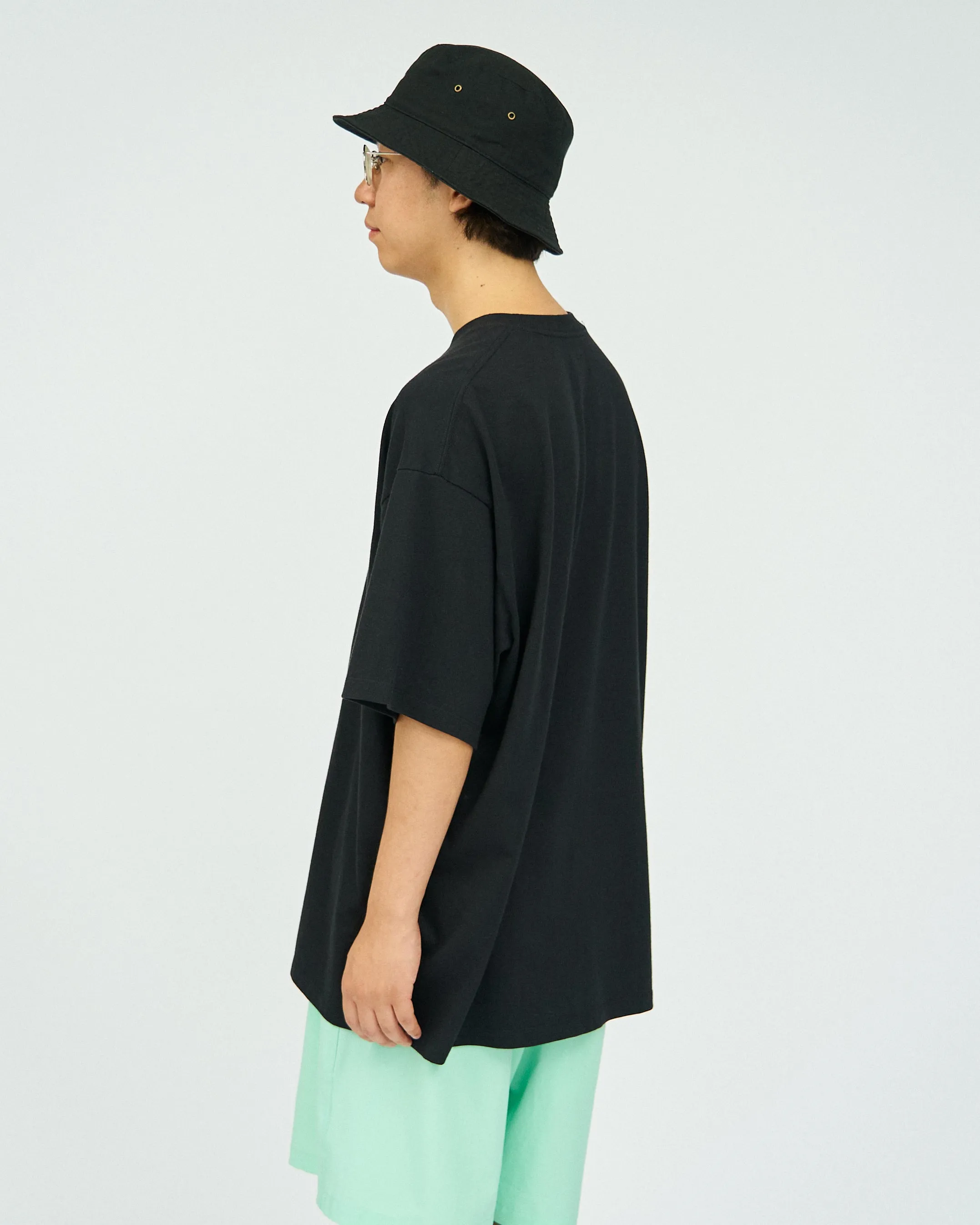 Fresh Service / Corporate Printed S/S Tee "FRESH&SRV." - Black