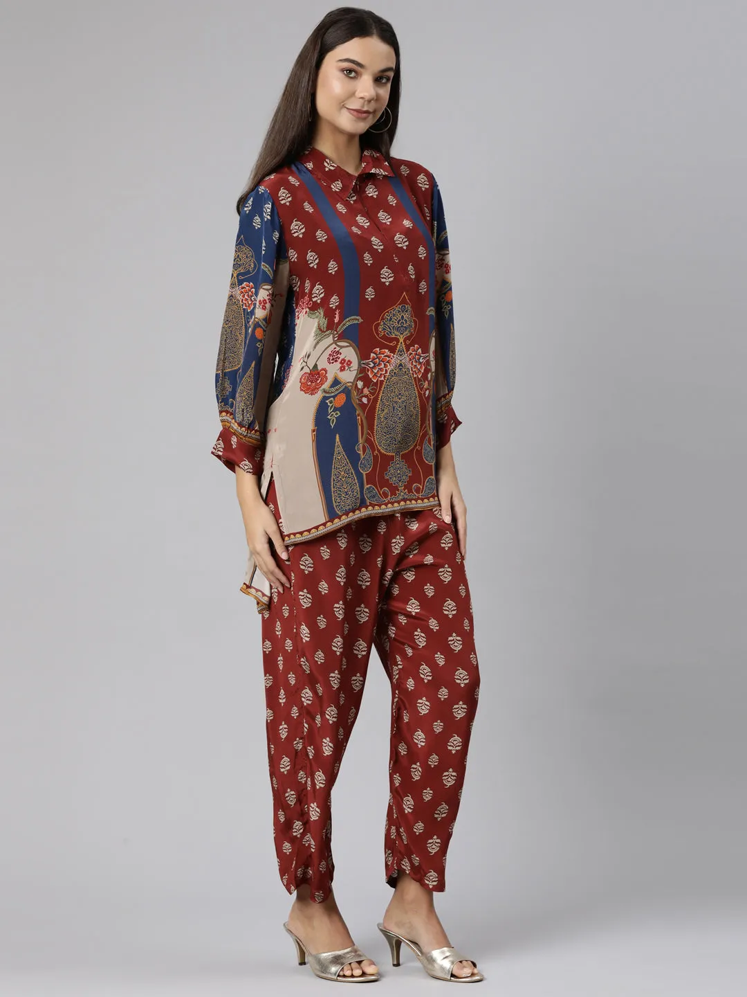 Neeru's Maroon Regular Straight Floral Kurta And Trousers