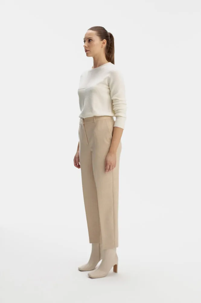 PLEAT FRONT TAPERED TROUSERS IN BEIGE