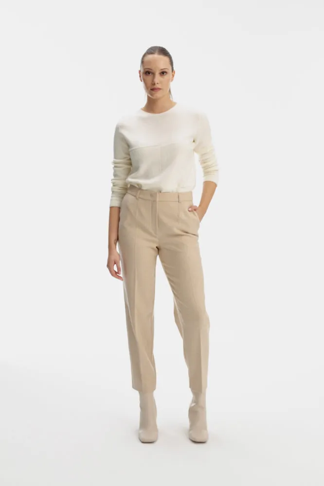 PLEAT FRONT TAPERED TROUSERS IN BEIGE