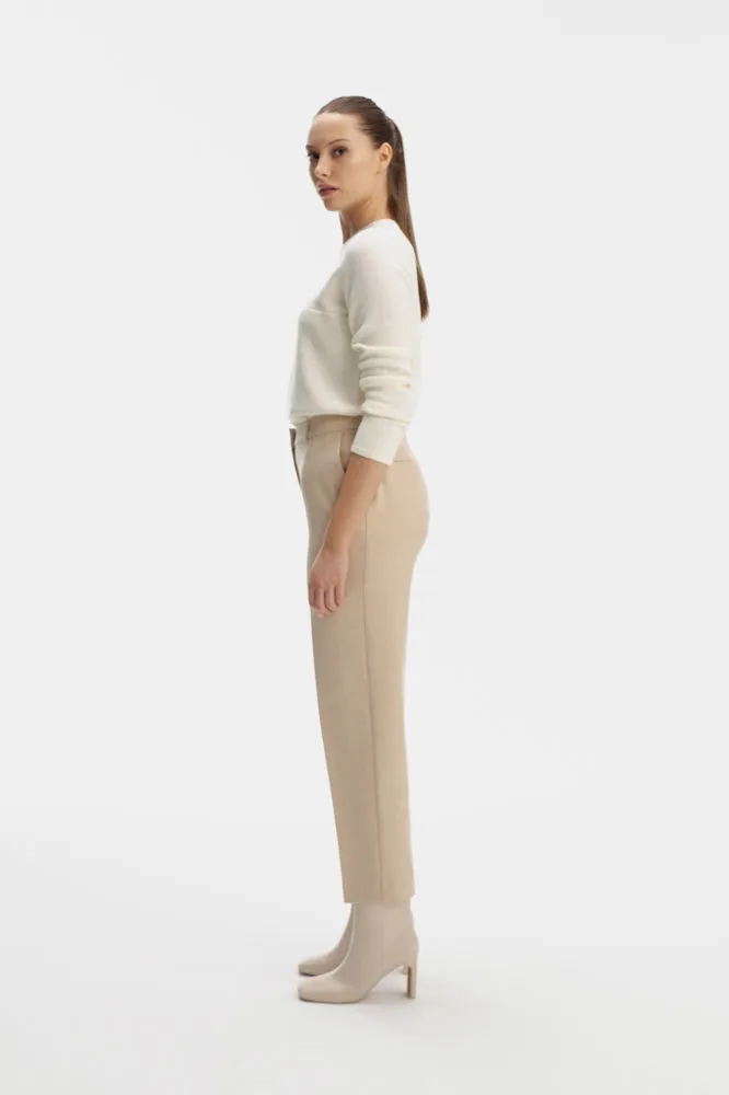 PLEAT FRONT TAPERED TROUSERS IN BEIGE