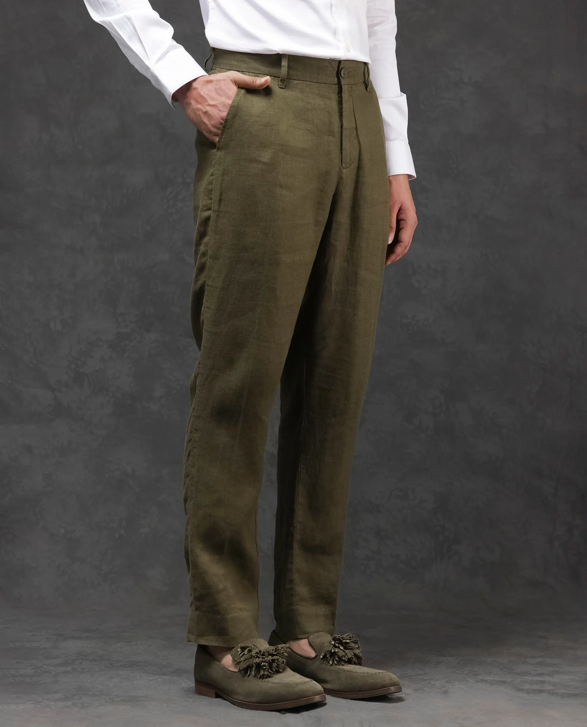 Rare Rabbit Mens Arcelo Olive Linen Mid Rise Regular Fit Solid Trousers