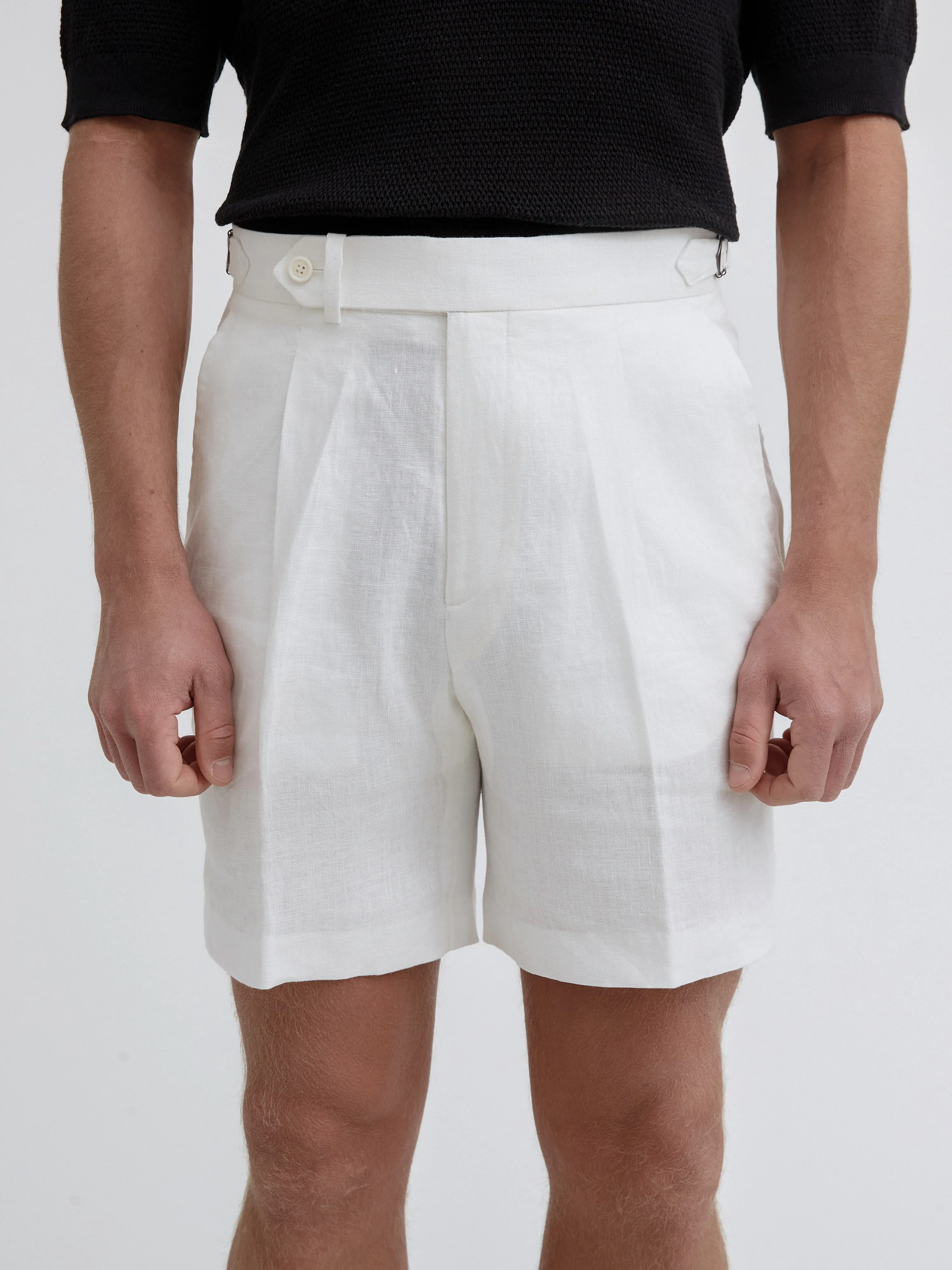 White Linen Oscar Shorts (Wide Fit)