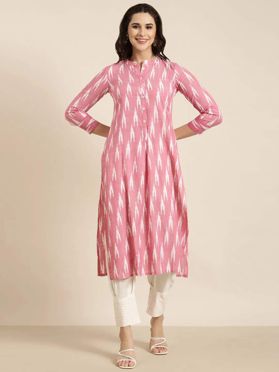 Women Straight Pink Geometric Kurta and Trousers Set